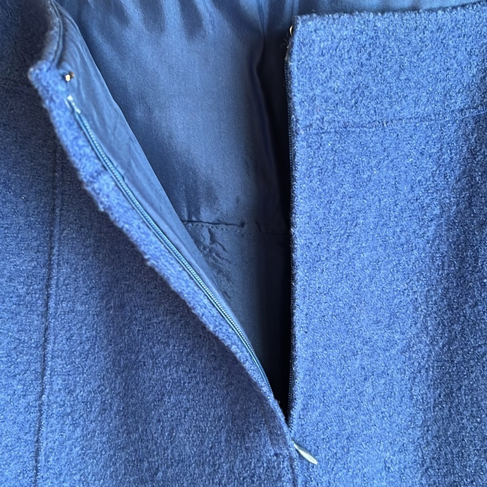 CHANEL Ready-To-Wear Wool Pencil Skirt - Picture 9 of 16